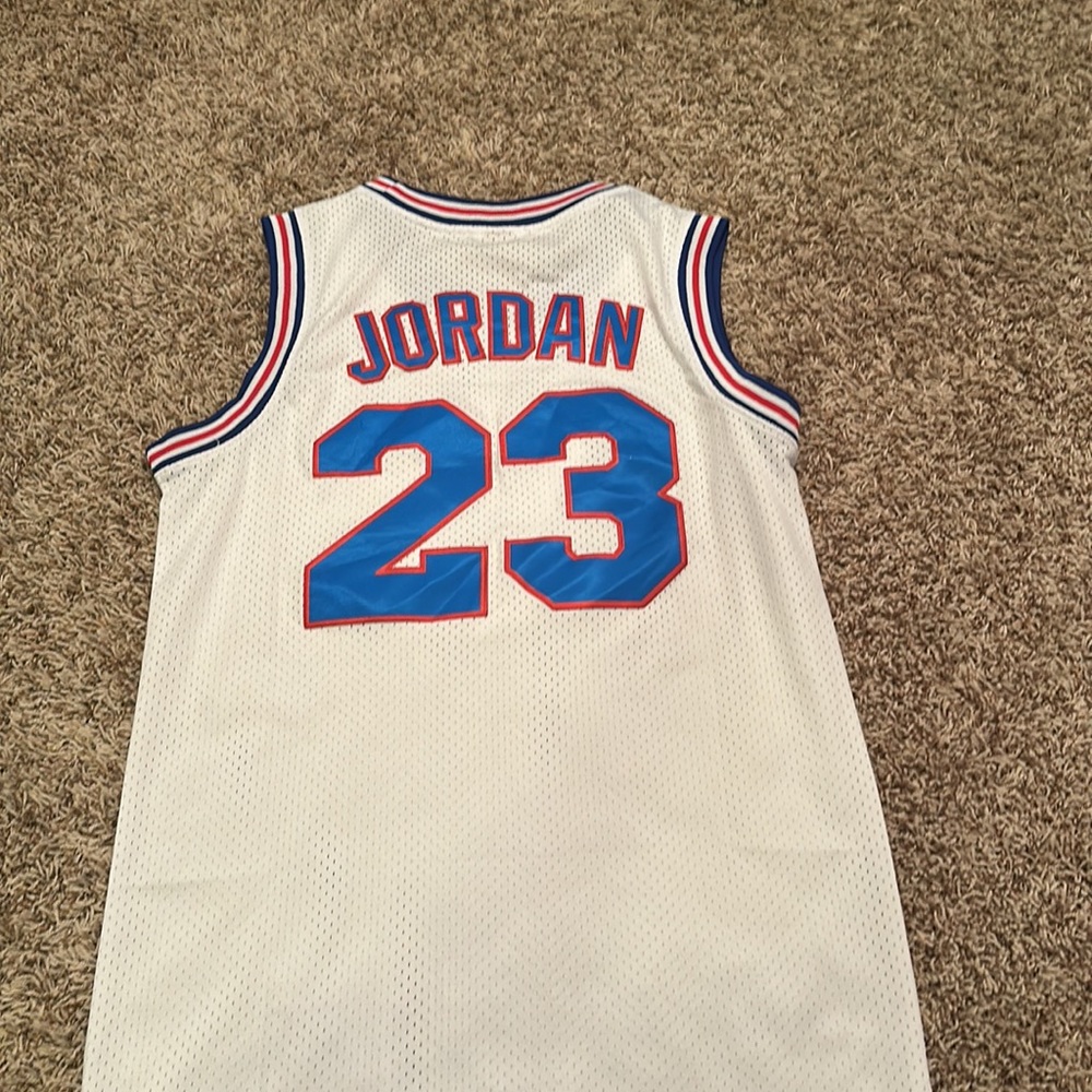 tune squad jordan jersey